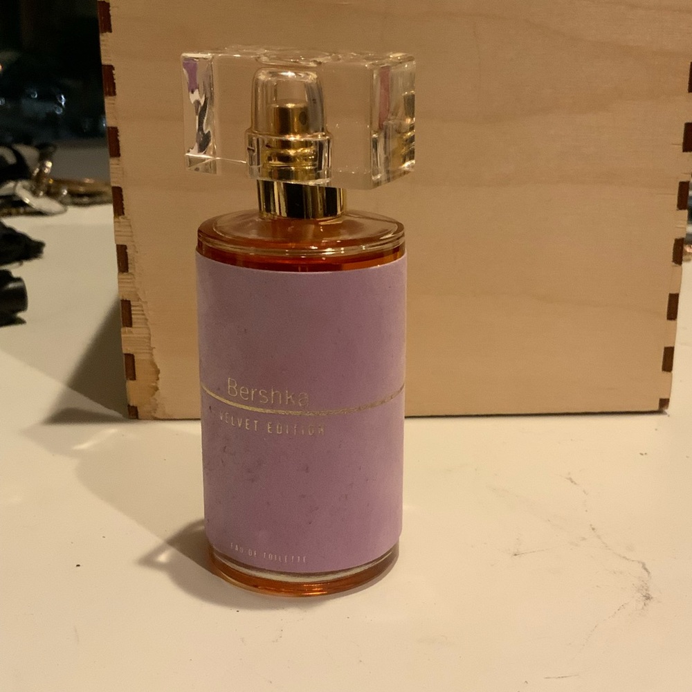 Velvet Edition